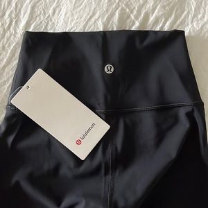 Lululemon Wunder Under HR taught 28” Leggings, Black, Size 2